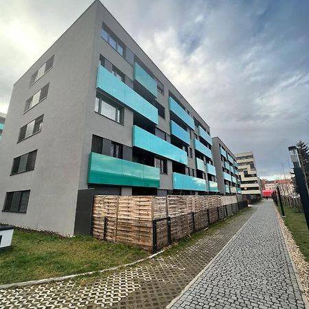 White Pearl Studio With Parking In Holesovice Prague Extérieur photo