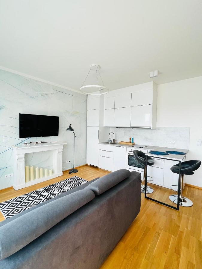 White Pearl Studio With Parking In Holesovice Prague Extérieur photo